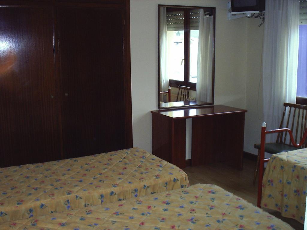 Hotel Costa Cantabra Argonos Bilik gambar